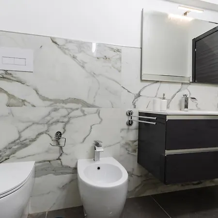 Marechiaro Aparthotel *