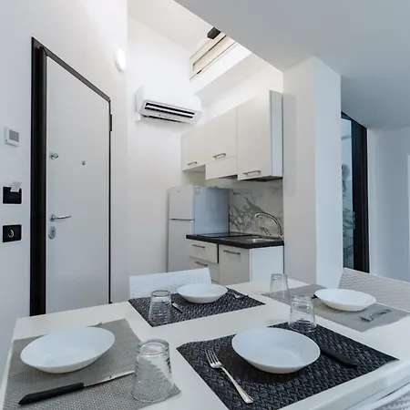 Marechiaro Aparthotel *
